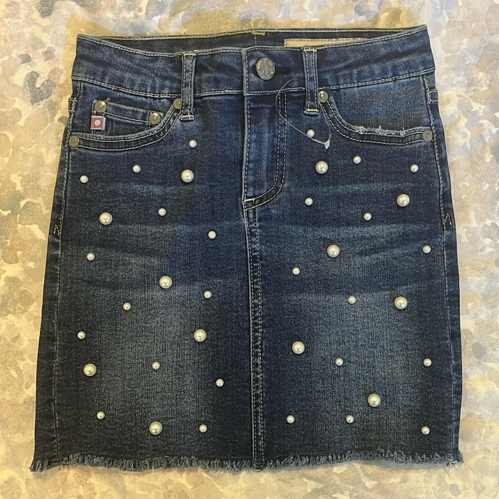 AG Pearl kids skirt never worn